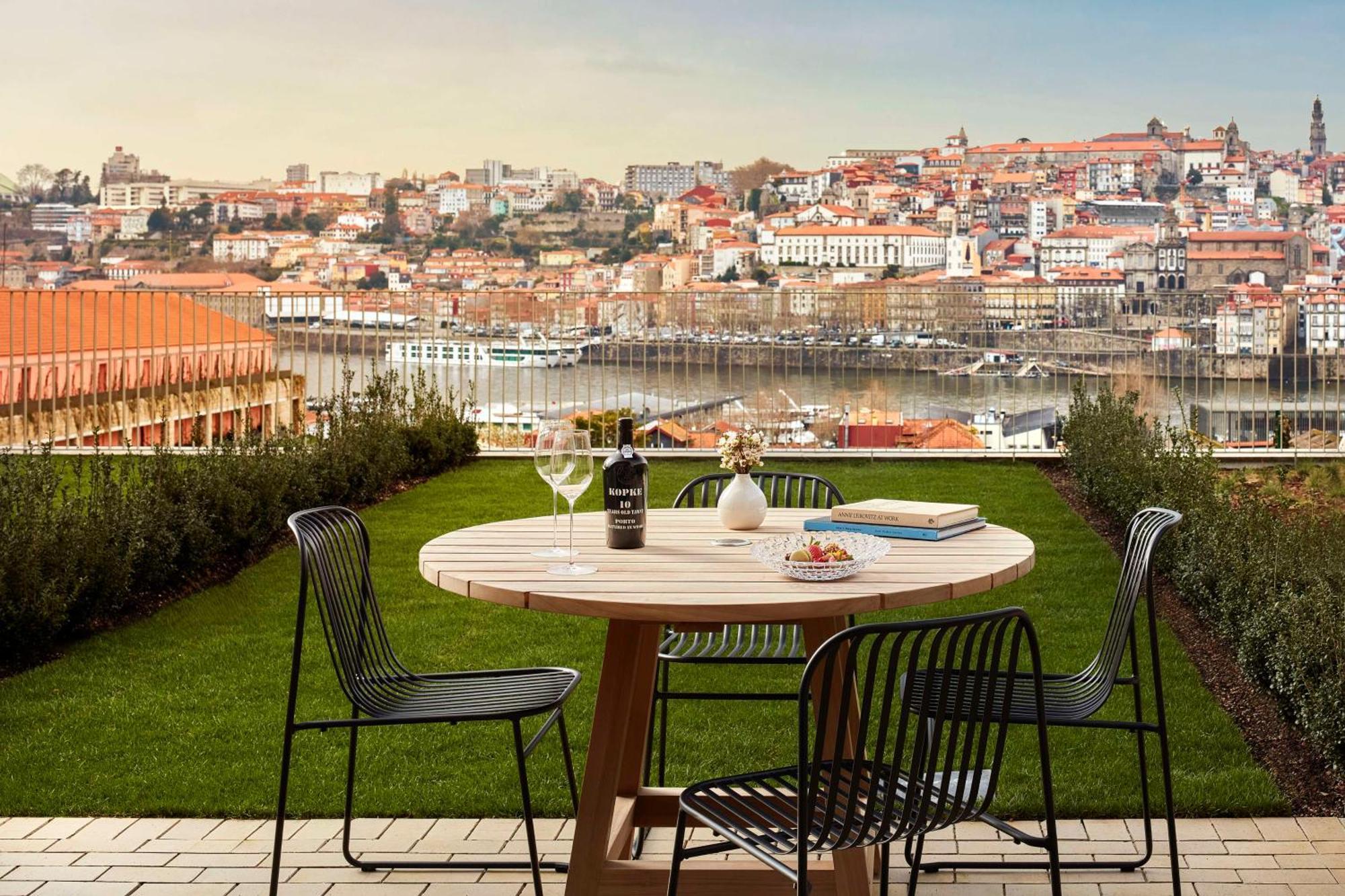 וילה נובה דה גאיה Tivoli Kopke Porto Gaia Hotel מראה חיצוני תמונה